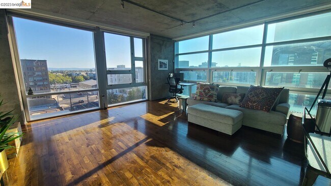 Foto del edificio - 311 Oak St