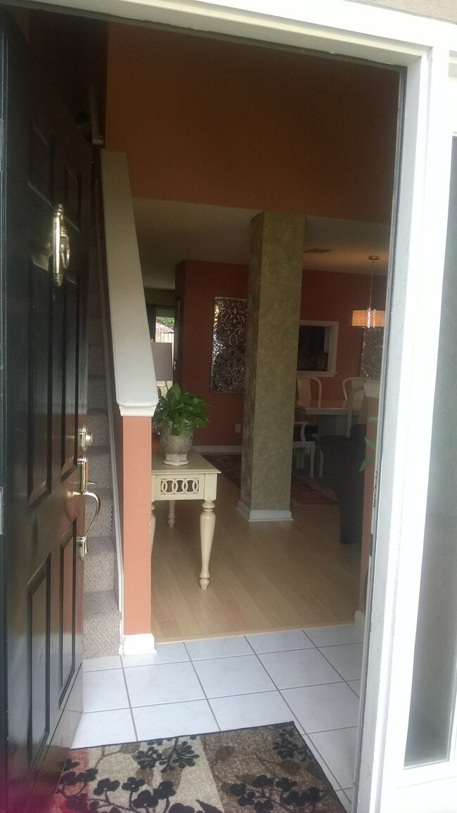 Foto del edificio - 118 Queens Retreat