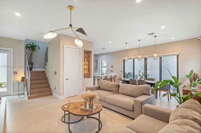 Foto del edificio - 8249 NW 46th St