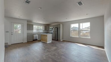 Building Photo - 2352 Karen Ct