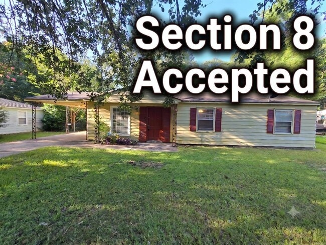 Building Photo - 3540 Farwood Dr