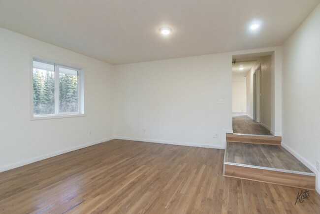 Building Photo - 2603 S Goldenrod Cir