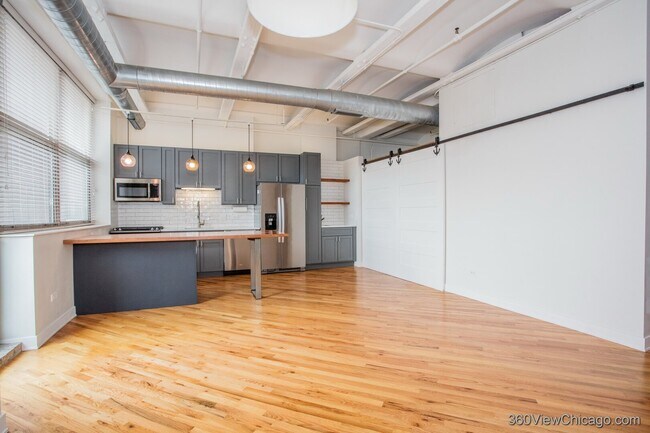 Foto del edificio - 500 S Clinton St