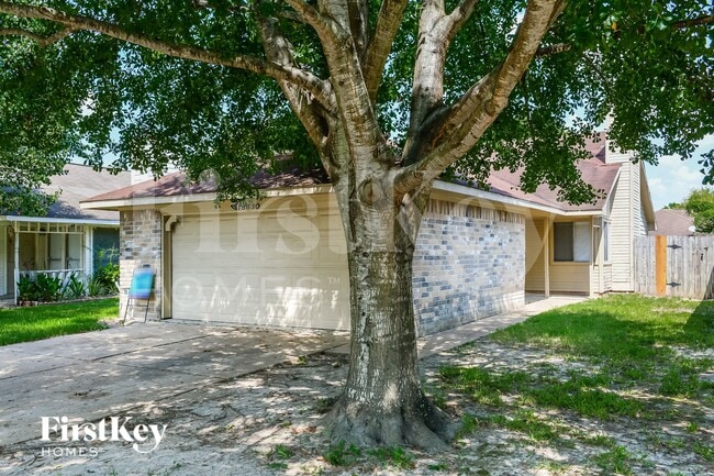 Foto del edificio - 13630 Alon Ln