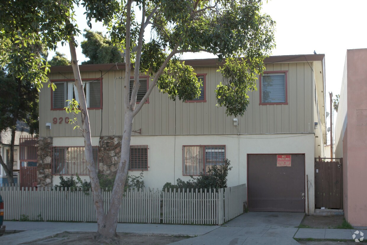 Building Photo - St. Anthony Apartments (por)