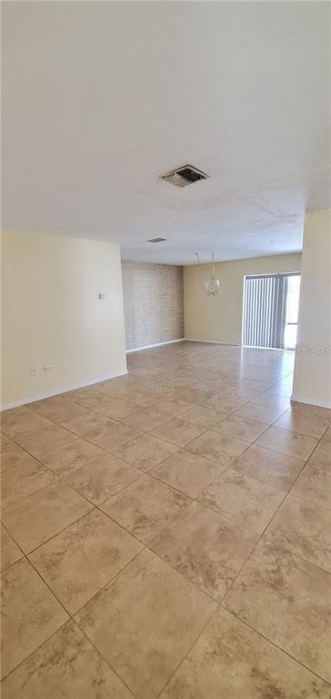 Foto del edificio - 4213 Woodtrail Blvd