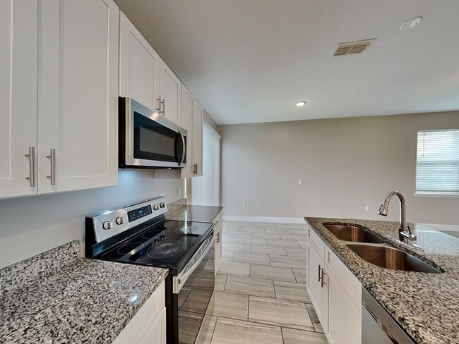 Building Photo - 1957 Michigan Dr