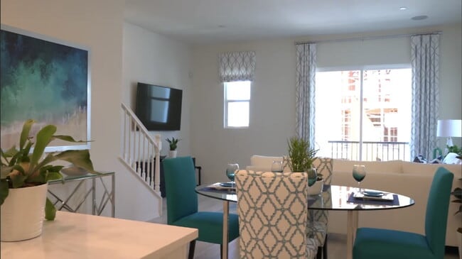 Building Photo - $4,200 - 4 Bed / 3.5 Bath Luxury Townhome in Suwerte Community in Otay Ranch