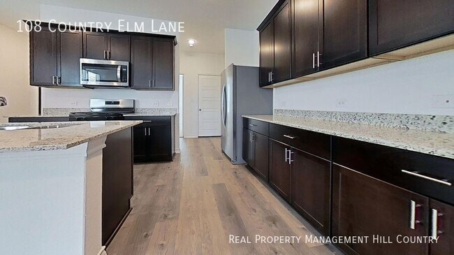 Foto del edificio - 108 Country Elm Ln