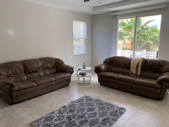 Building Photo - 1296 Bolton Pl