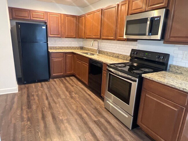 Foto del edificio - One bedroom apartment just steps away from...