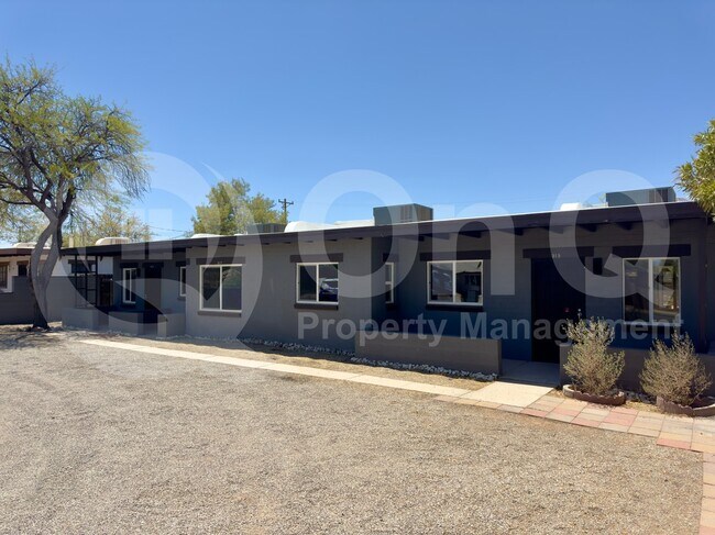 Foto del edificio - 915 N Columbus Blvd