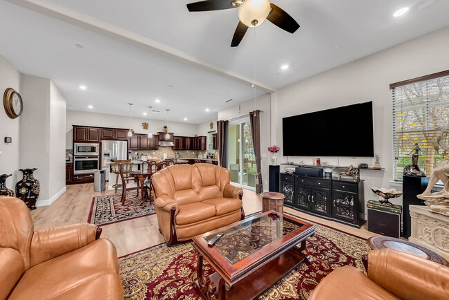 Building Photo - 33 Irby Ranch Dr