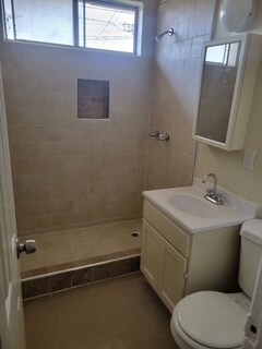 Foto del edificio - 8357 Gardendale St