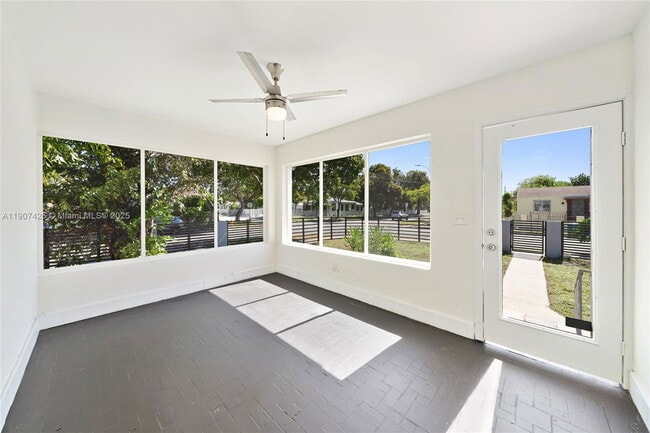 Foto del edificio - 501 NW 45th St