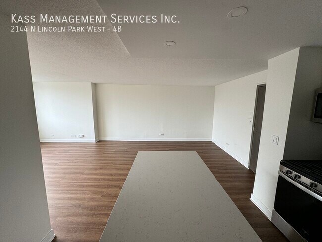 Building Photo - Prime Lincoln Park 2bd. Condo for rent! No...