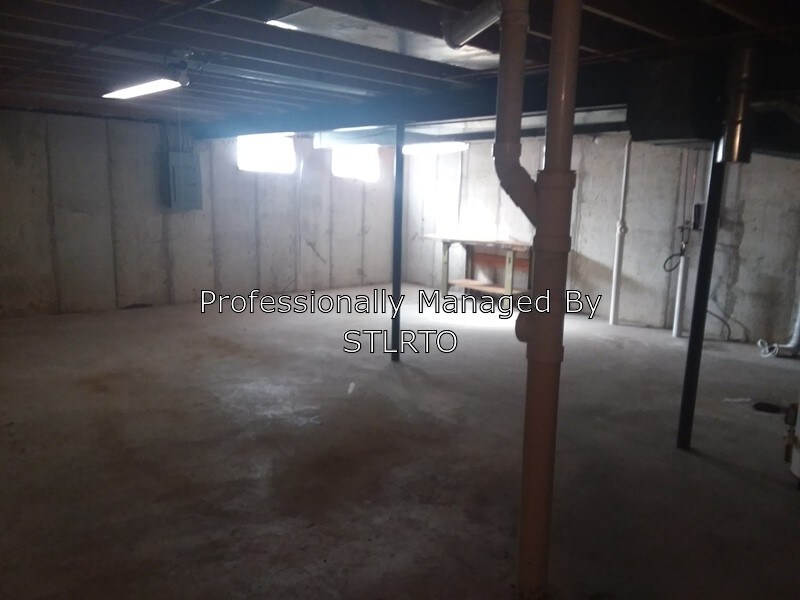 1158 Martin Manor Pl, Florissant, MO 63031 House for Rent in