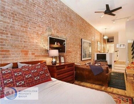 Primary Photo - 44 E 12th St