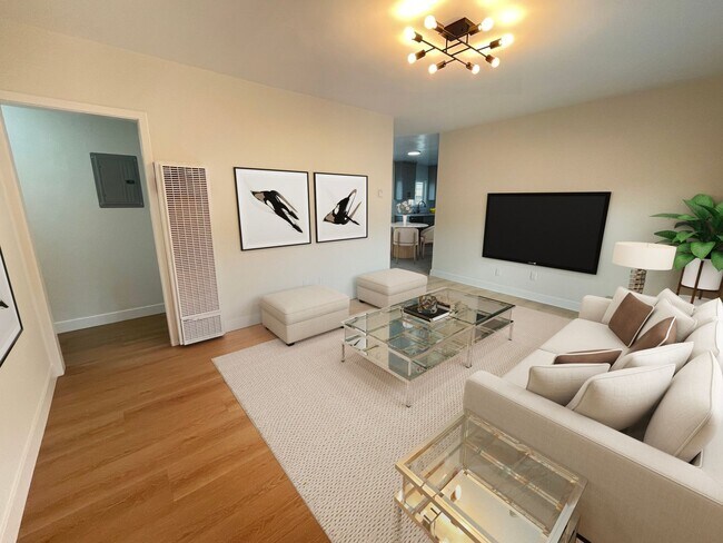 Interior Photo - 721 Edgewood / 8661 North Beach Keller LLC