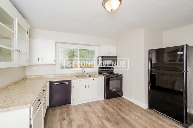 Building Photo - 3714 Luken DR