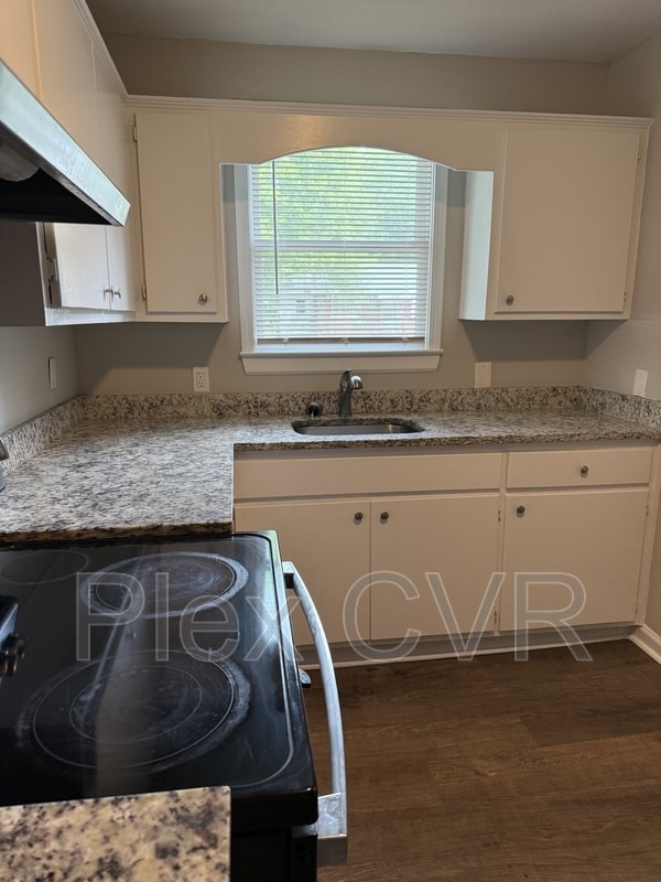 Building Photo - 3134 Head St