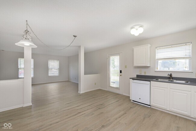 Building Photo - 12709 Endurance Dr