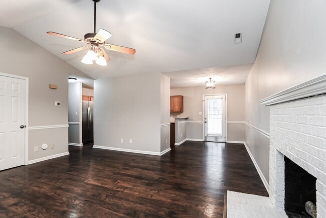 Building Photo - 3100 Faircroft Way