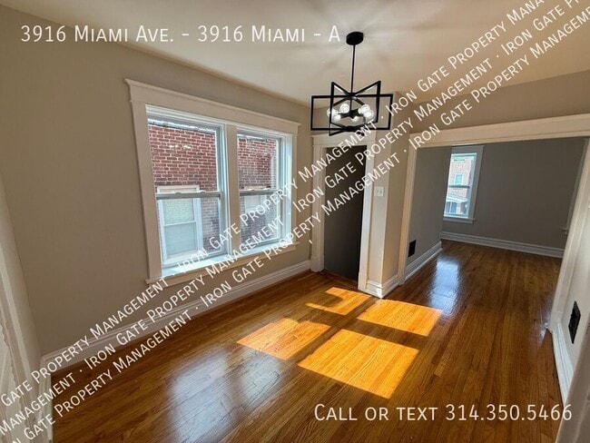 Building Photo - 3916 Miami St