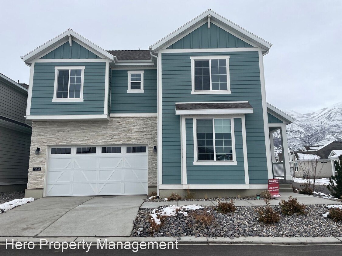 4 br, 2.5 bath House 9818 N. Freehold Lane House Rental in Highland