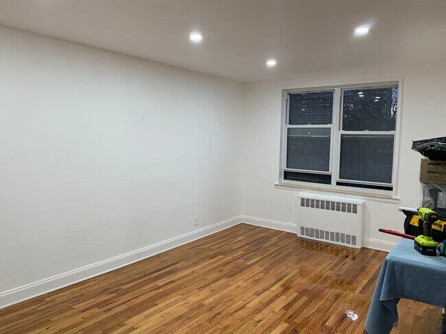 Building Photo - 5205 39th Rd
