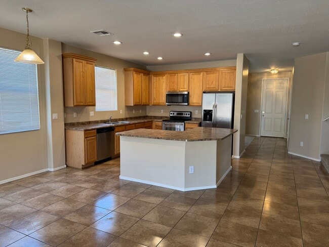 Building Photo - Large home with great sized kitchen and loft!