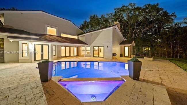 Foto del edificio - 5831 NW 81st Terrace