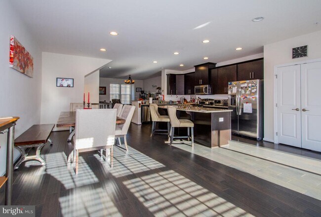 Foto del edificio - 2739 Prospect Hill Dr