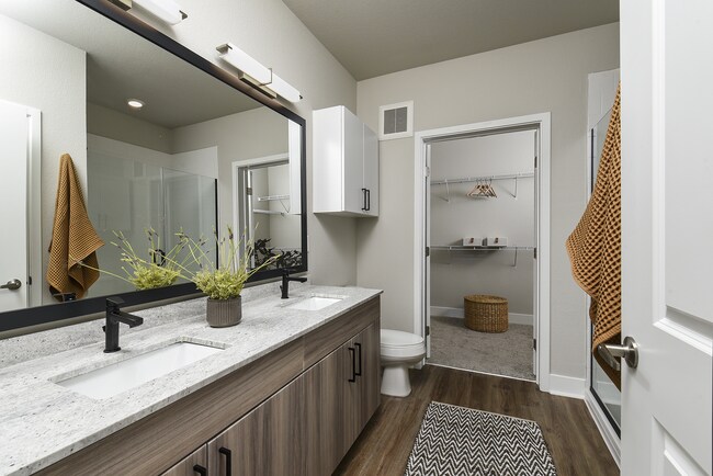 Foto del edificio - Crowne at 2534