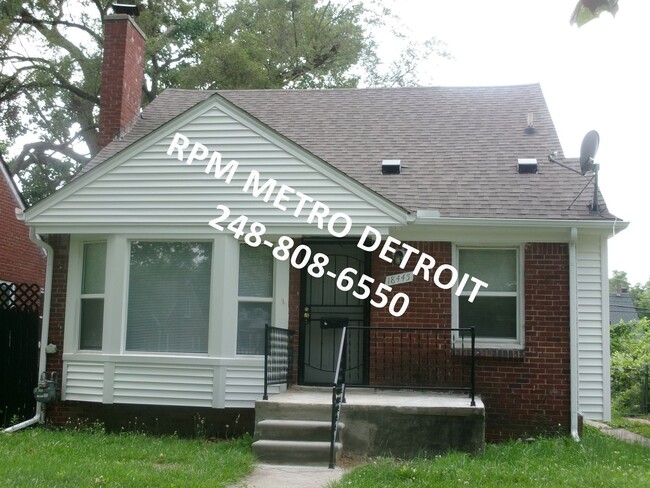 Building Photo - MOVE IN READY 3 BEDROOM BUNGALOW in DETROIT