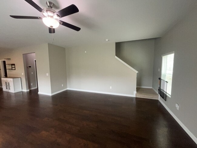 Building Photo - 416 Lakemont Dr