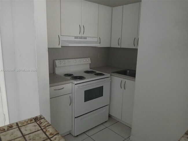 Foto del edificio - 13655 NE 3rd Ct