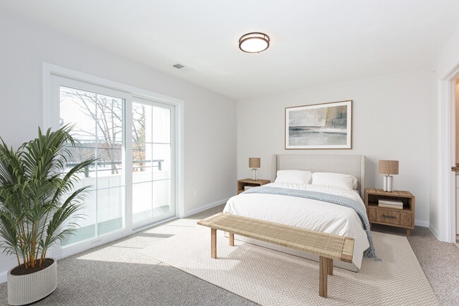 Building Photo - 62 Sherburne Ave