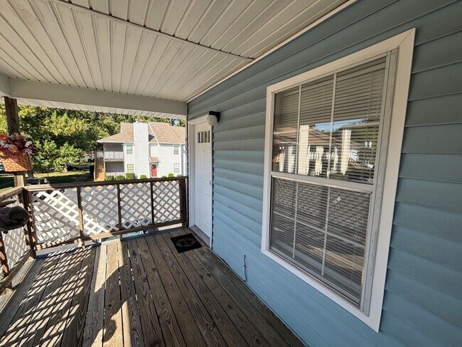 Foto del edificio - 2 Bedroom, 1 Bath Condo in Virginia Beach