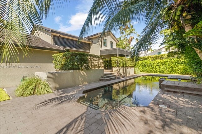 Building Photo - 371 Isla Dorada Blvd