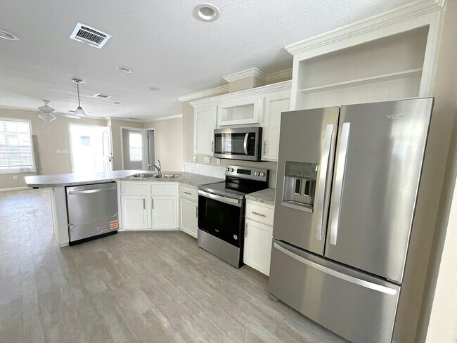 Foto del edificio - 5480 Ryegrass Ct