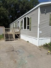 Building Photo - 3122 Peartree Ln
