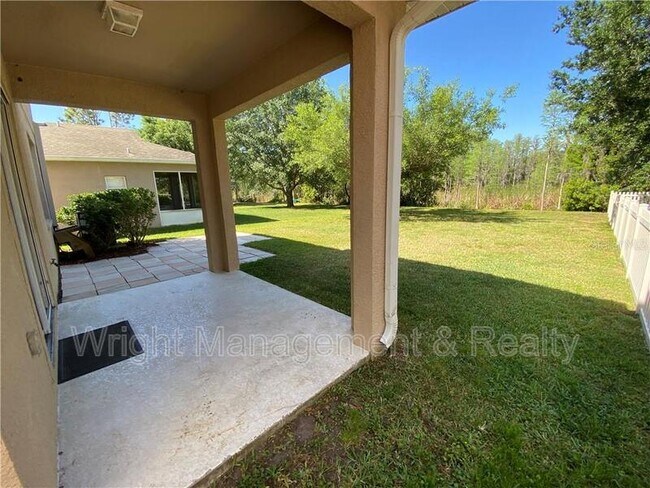 Foto del edificio - 7843 Foxgrove Dr