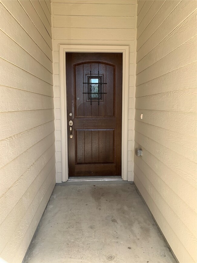 Building Photo - 18807 Fulvetta Haven Way