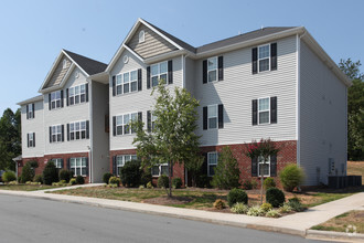 The Pointe at Peters Creek Rentals - Winston-Salem, NC | Apartments.com