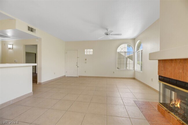 Building Photo - 2251 Wigwam Pkwy
