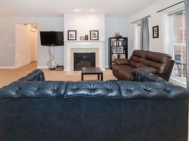 Foto del edificio - 5688 Wellesley Ln