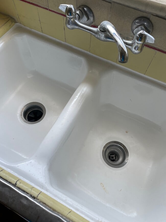 Kitchen Sink - 9332 Crenshaw Blvd