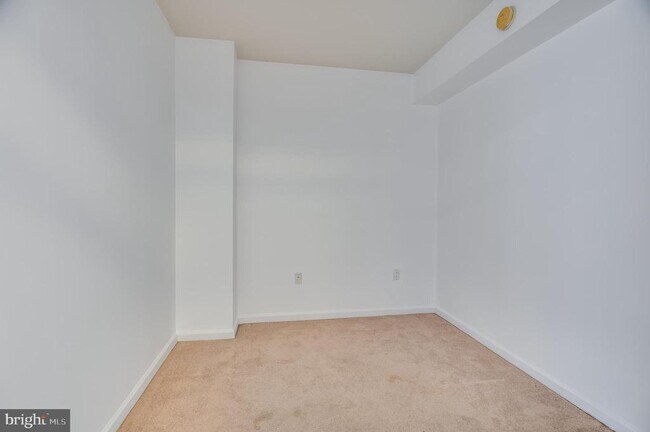 Foto del edificio - 440 L St NW