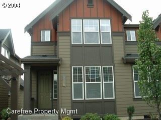 Foto del edificio - 3 br, 2 bath Apartment - 7176 NE Cherry Drive